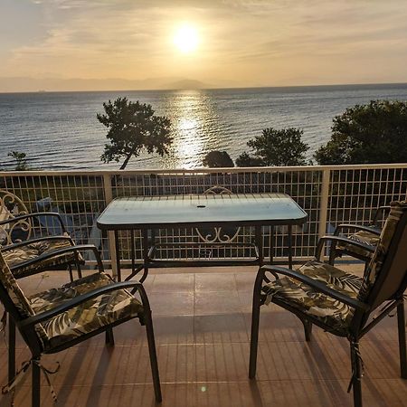 Sea View Apartment With Swimning Pool Mesongí Exterior foto