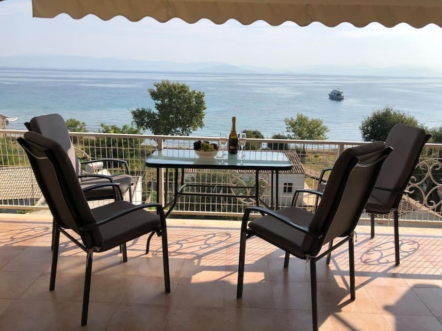 Sea View Apartment With Swimning Pool Mesongí Exterior foto
