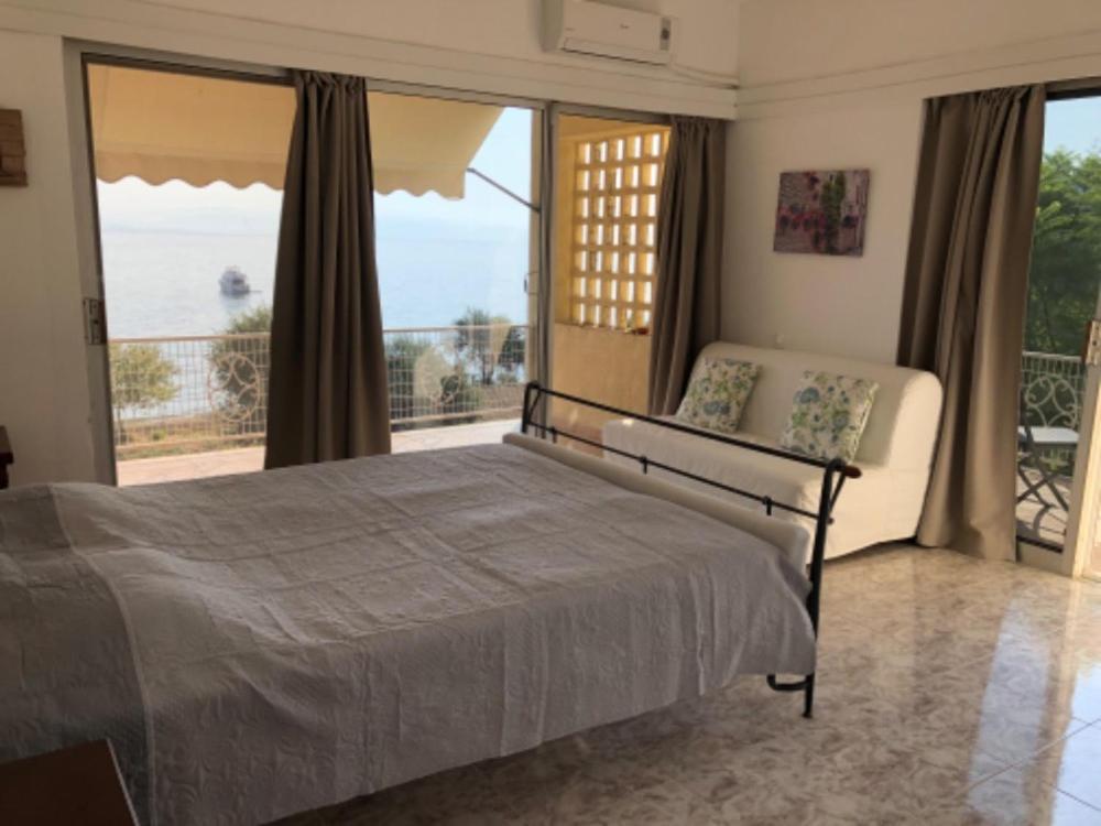 Sea View Apartment With Swimning Pool Mesongí Exterior foto